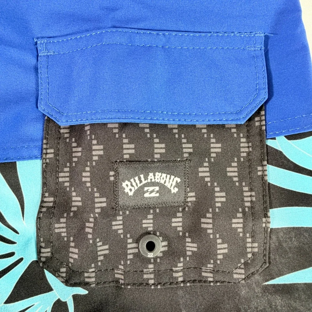 Billabong Tribong Pro Boardshorts Size 28 Blue Floral Swim Trunks ABBBS00171
